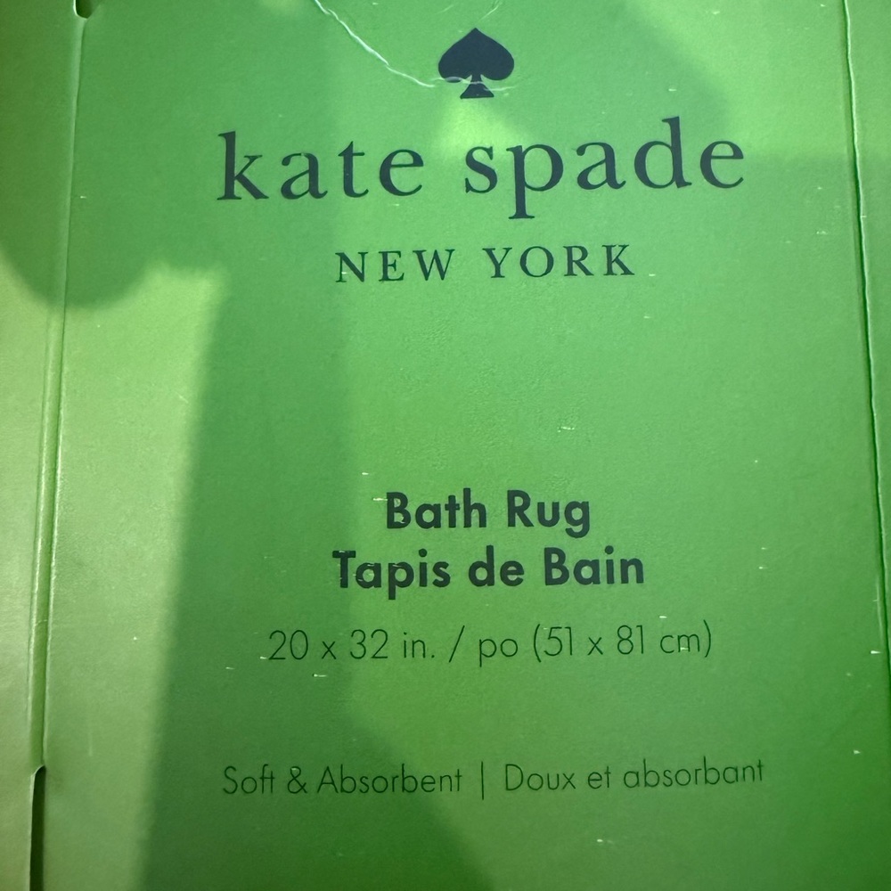 Kate Spade Pink and White Polk a Dot Bath Rug NWT - Picture 2 of 4